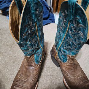 Cody James cowboy boots